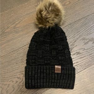 Black winter hat NWT one size fits all